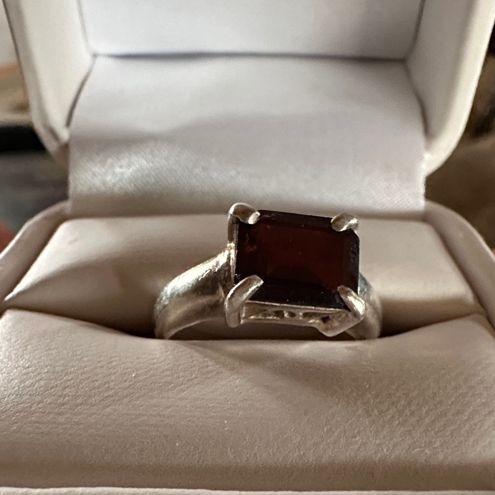 Sundance Sterling Silver Garnet Square Ring - Deep Red